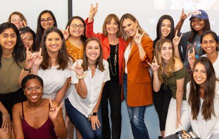 Kendra Scott with students who are part of the The Kendra Scott Women's Entrepreneurial Leadership Institute